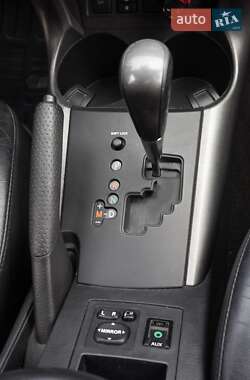 Внедорожник / Кроссовер Toyota RAV4 2010 в 