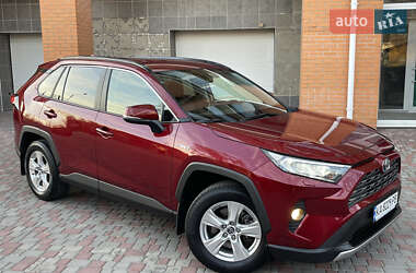 Позашляховик / Кросовер Toyota RAV4 2018 в Києві