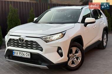 Внедорожник / Кроссовер Toyota RAV4 2020 в Виннице