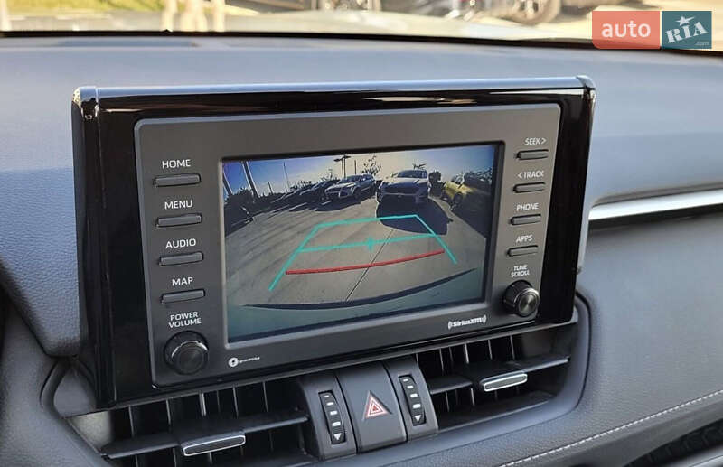 Позашляховик / Кросовер Toyota RAV4 2021 в Запоріжжі