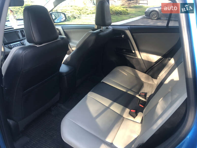 Позашляховик / Кросовер Toyota RAV4 2017 в Кам'янському фото 31 Позашляховик / Кросовер Toyota RAV4 2017 в Кам'янському