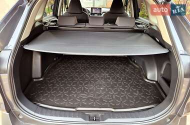 Внедорожник / Кроссовер Toyota RAV4 2020 в 