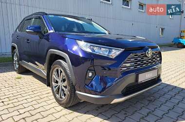Позашляховик / Кросовер Toyota RAV4 2022 в Тернополі
