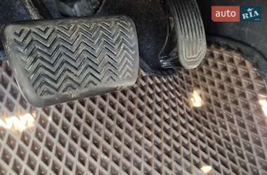 Позашляховик / Кросовер Toyota RAV4 2013 в 