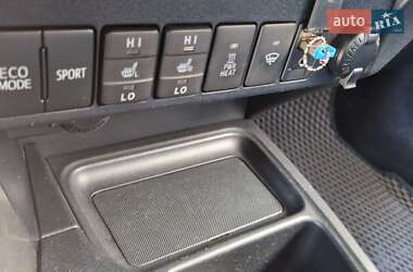 Позашляховик / Кросовер Toyota RAV4 2013 в 
