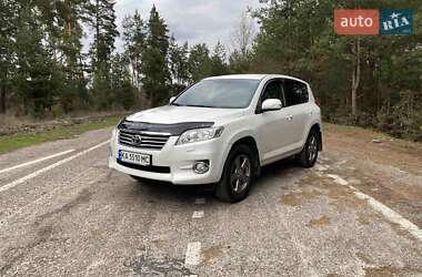 Внедорожник / Кроссовер Toyota RAV4 2010 в 
