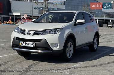 Внедорожник / Кроссовер Toyota RAV4 2013 в 