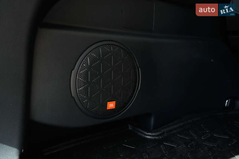 Позашляховик / Кросовер Toyota RAV4 2020 в Львові фото 36 Позашляховик / Кросовер Toyota RAV4 2020 в Львові