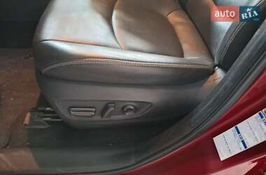 Позашляховик / Кросовер Toyota RAV4 2021 в 