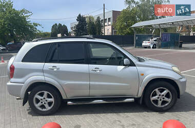 Позашляховик / Кросовер Toyota RAV4 2003 в Чернігові
