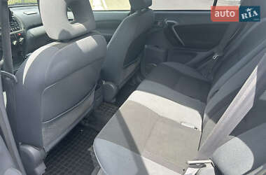 Позашляховик / Кросовер Toyota RAV4 2003 в Чернігові