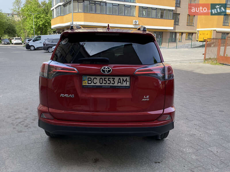 Внедорожник / Кроссовер Toyota RAV4 2016 в Львове