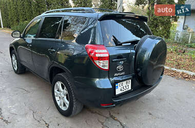 Позашляховик / Кросовер Toyota RAV4 2012 в 