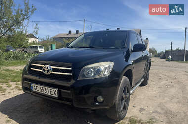 Позашляховик / Кросовер Toyota RAV4 2007 в 