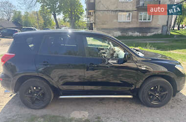 Позашляховик / Кросовер Toyota RAV4 2007 в 