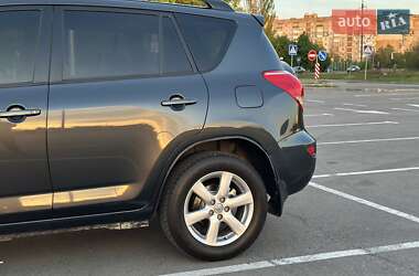 Внедорожник / Кроссовер Toyota RAV4 2008 в 