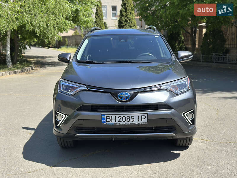 Позашляховик / Кросовер Toyota RAV4 2018 в Одесі