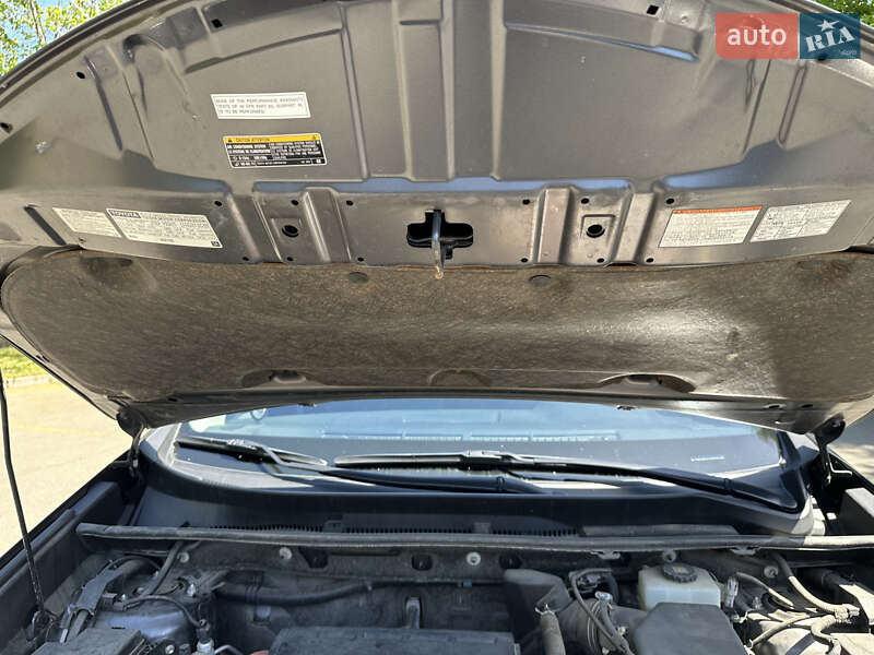 Позашляховик / Кросовер Toyota RAV4 2018 в Одесі