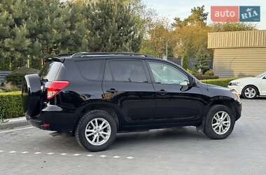 Внедорожник / Кроссовер Toyota RAV4 2007 в 