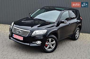 Позашляховик / Кросовер Toyota RAV4 2010 в 