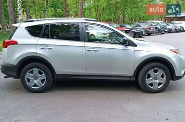 Позашляховик / Кросовер Toyota RAV4 2014 в 