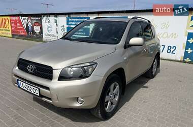 Внедорожник / Кроссовер Toyota RAV4 2006 в Киеве
