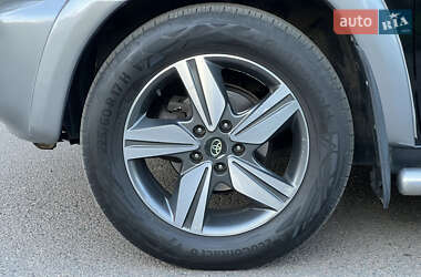 Внедорожник / Кроссовер Toyota RAV4 2003 в 