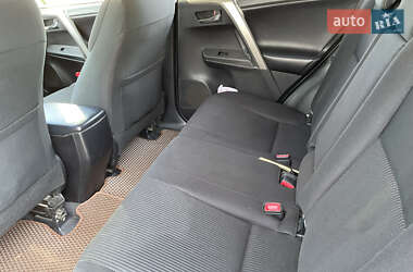 Позашляховик / Кросовер Toyota RAV4 2013 в 