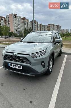 Позашляховик / Кросовер Toyota RAV4 2020 в Києві