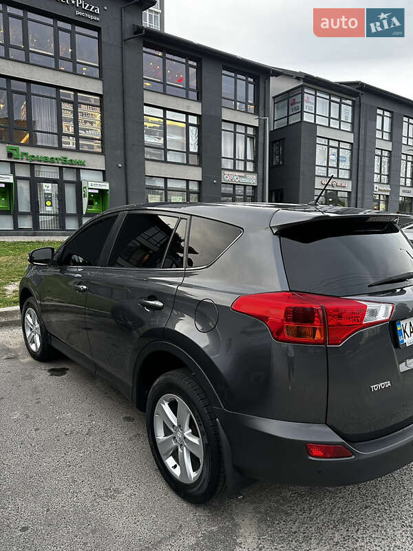 Позашляховик / Кросовер Toyota RAV4 2014 в Львові