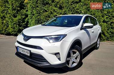 Внедорожник / Кроссовер Toyota RAV4 2017 в Хмельницком