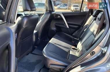 Внедорожник / Кроссовер Toyota RAV4 2013 в 