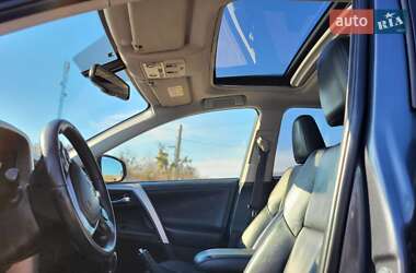 Внедорожник / Кроссовер Toyota RAV4 2013 в 