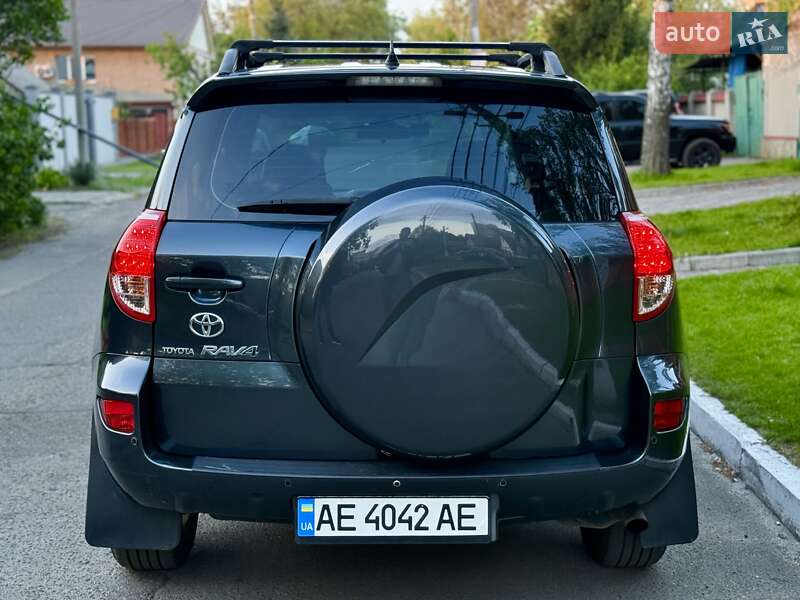 Позашляховик / Кросовер Toyota RAV4 2007 в Дніпрі