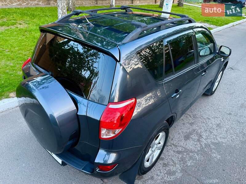 Позашляховик / Кросовер Toyota RAV4 2007 в Дніпрі