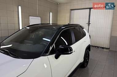 Внедорожник / Кроссовер Toyota RAV4 2023 в 