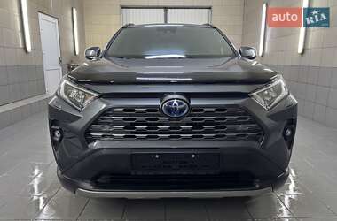 Внедорожник / Кроссовер Toyota RAV4 2024 в 
