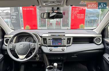 Внедорожник / Кроссовер Toyota RAV4 2013 в 