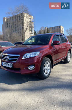 Внедорожник / Кроссовер Toyota RAV4 2010 в Полтаве