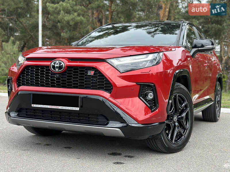 Внедорожник / Кроссовер Toyota RAV4 2024 в Киеве