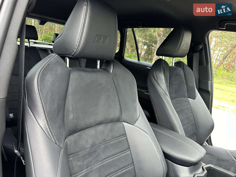Внедорожник / Кроссовер Toyota RAV4 2024 в Киеве