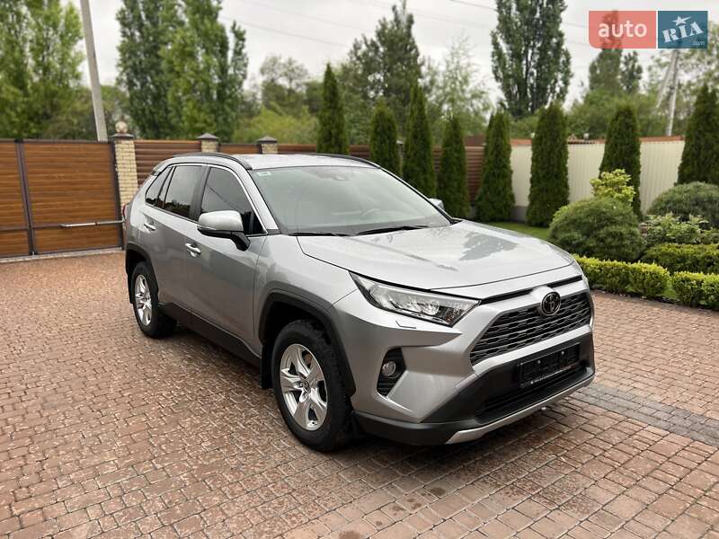 Позашляховик / Кросовер Toyota RAV4 2021 в Кропивницькому