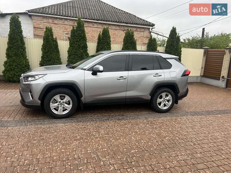 Позашляховик / Кросовер Toyota RAV4 2021 в Кропивницькому