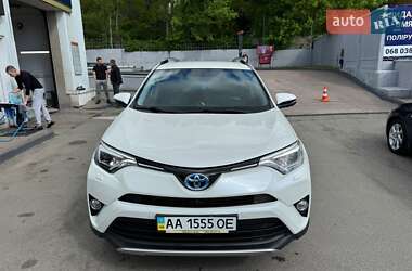 Позашляховик / Кросовер Toyota RAV4 2016 в Києві