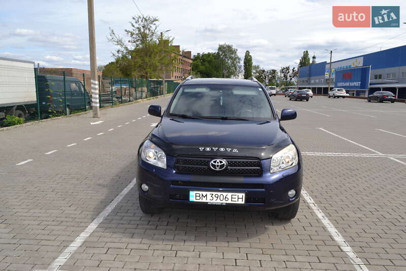 Позашляховик / Кросовер Toyota RAV4 2007 в Ромнах