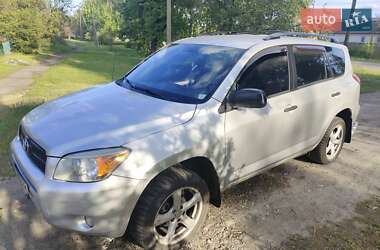 Внедорожник / Кроссовер Toyota RAV4 2007 в Пирятине