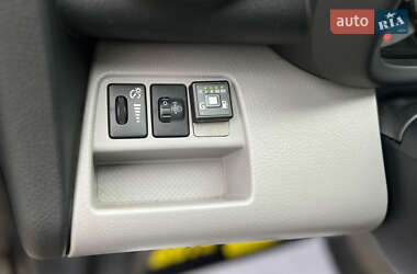 Внедорожник / Кроссовер Toyota RAV4 2007 в 