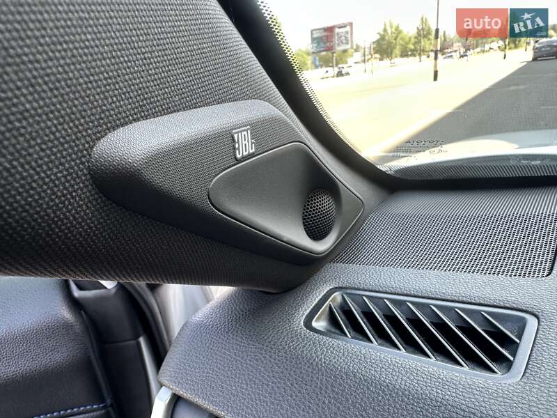 Внедорожник / Кроссовер Toyota RAV4 2023 в Киеве фото 17 Внедорожник / Кроссовер Toyota RAV4 2023 в Киеве