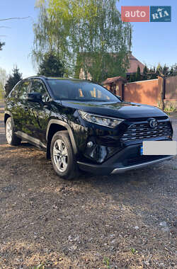 Внедорожник / Кроссовер Toyota RAV4 2020 в Киеве