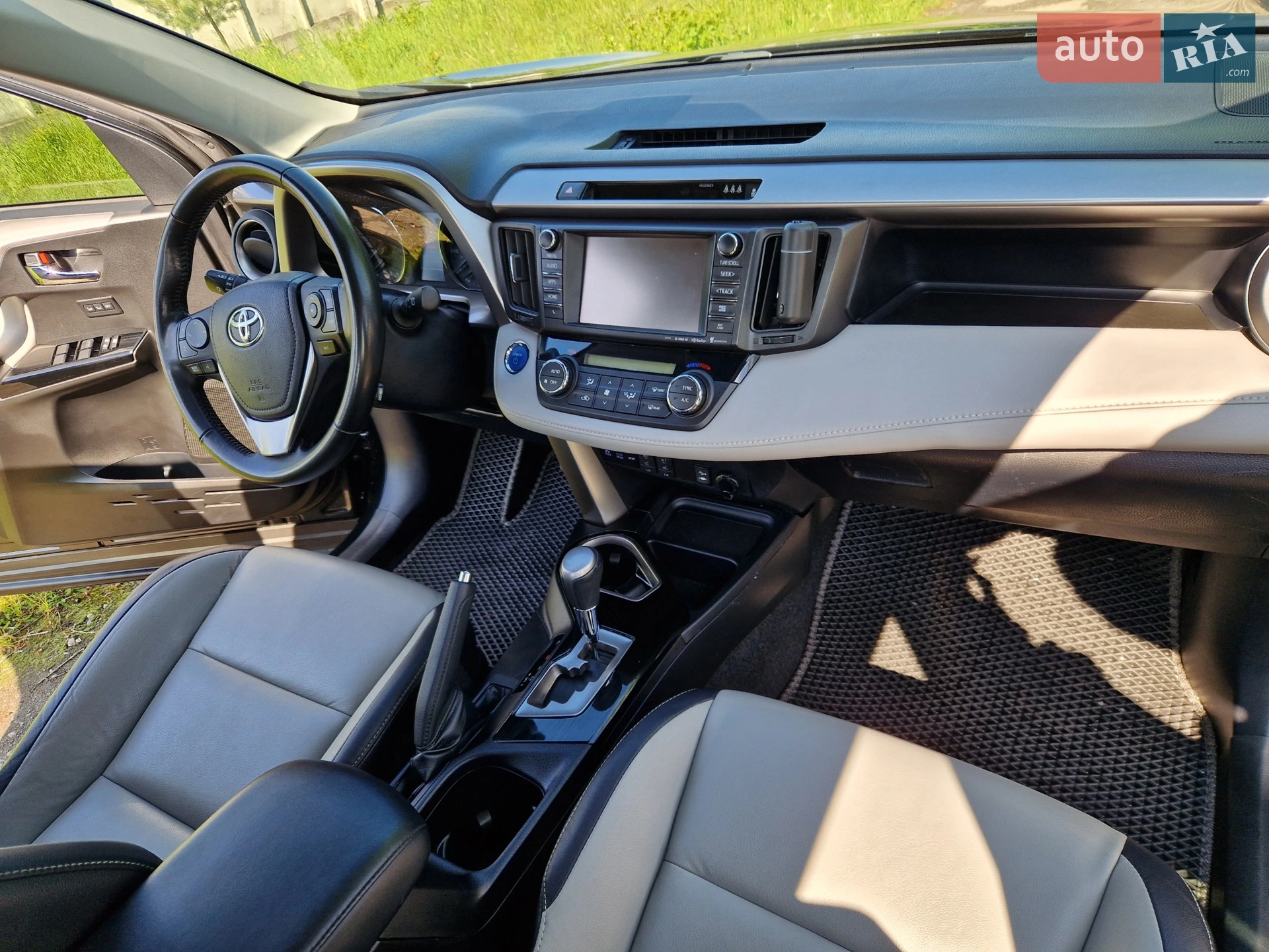 2018 Toyota RAV 4 - мініатюра 17